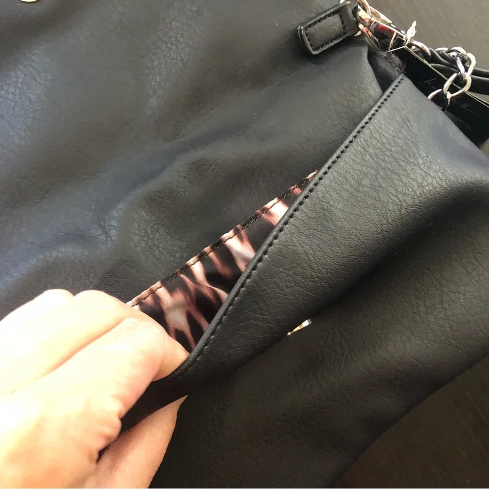 Nicole Miller Faux Fur Foldover Purse Handbag Charm Black NWT $88 - Picture 10 of 13